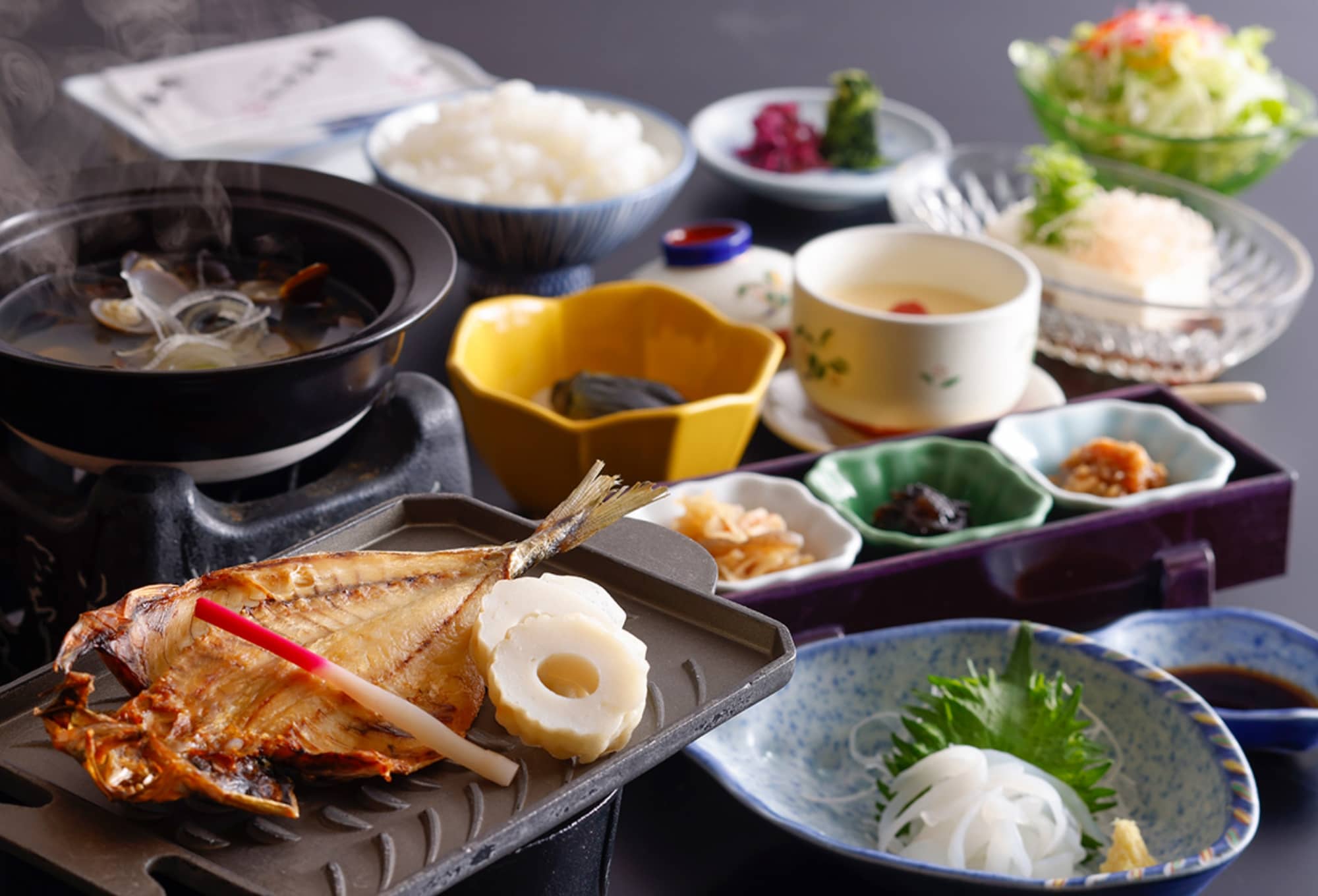 地元の食材を使用した「こだわりの朝食」