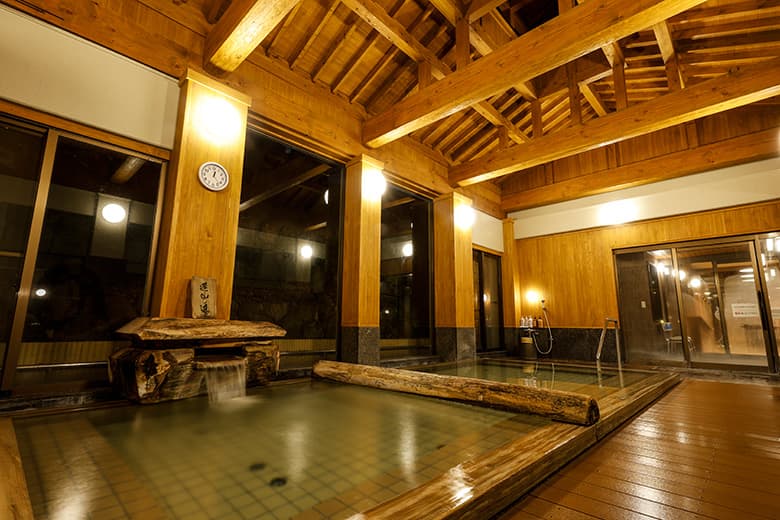 大浴場「逢山の湯」
