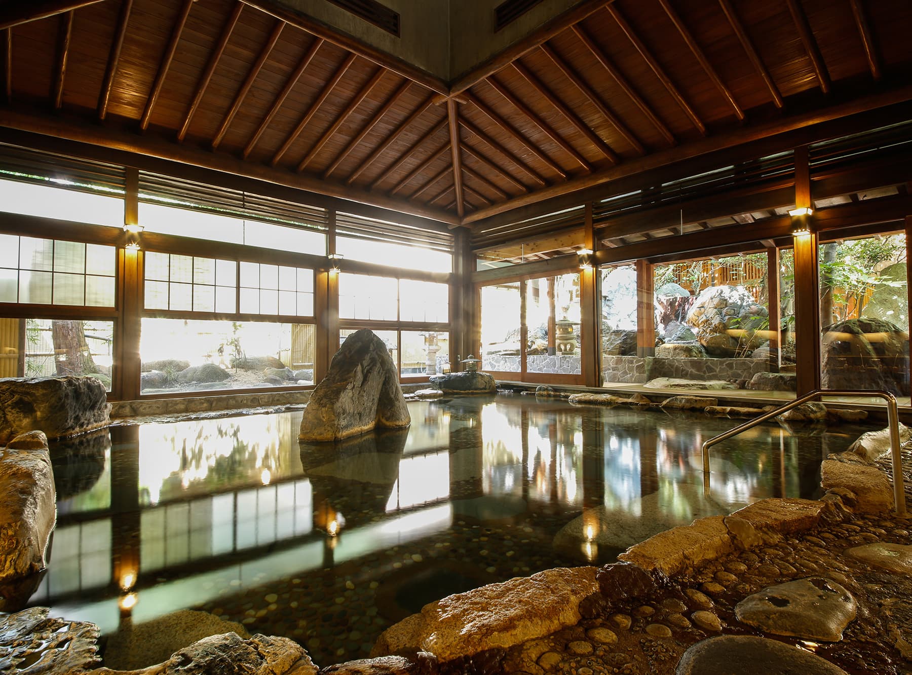 大浴場「楽山の湯」