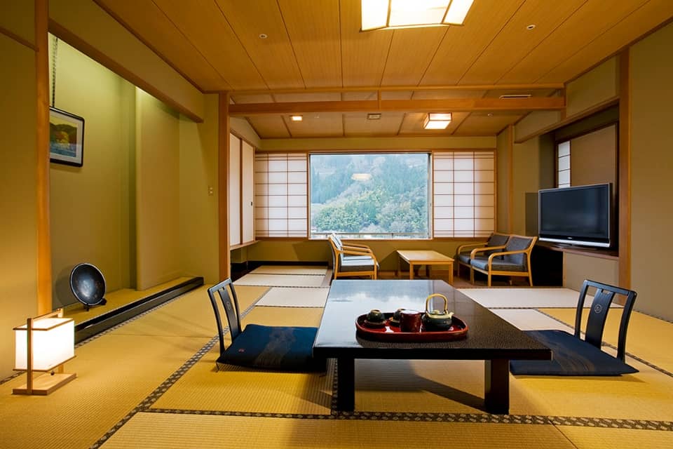 山水閣・東山閣 和室