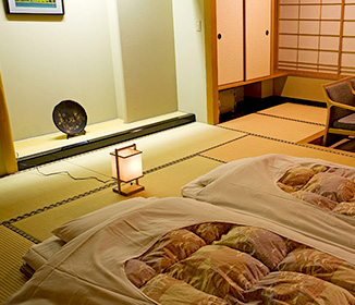 Deluxe Japanese-Style Room : “Sansuikaku” “Tozankaku”